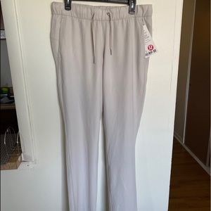 Lululemon on the fly tall pants NWT